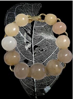 Vintage Goldtone and Moonstone  Cabochon Bracelet
